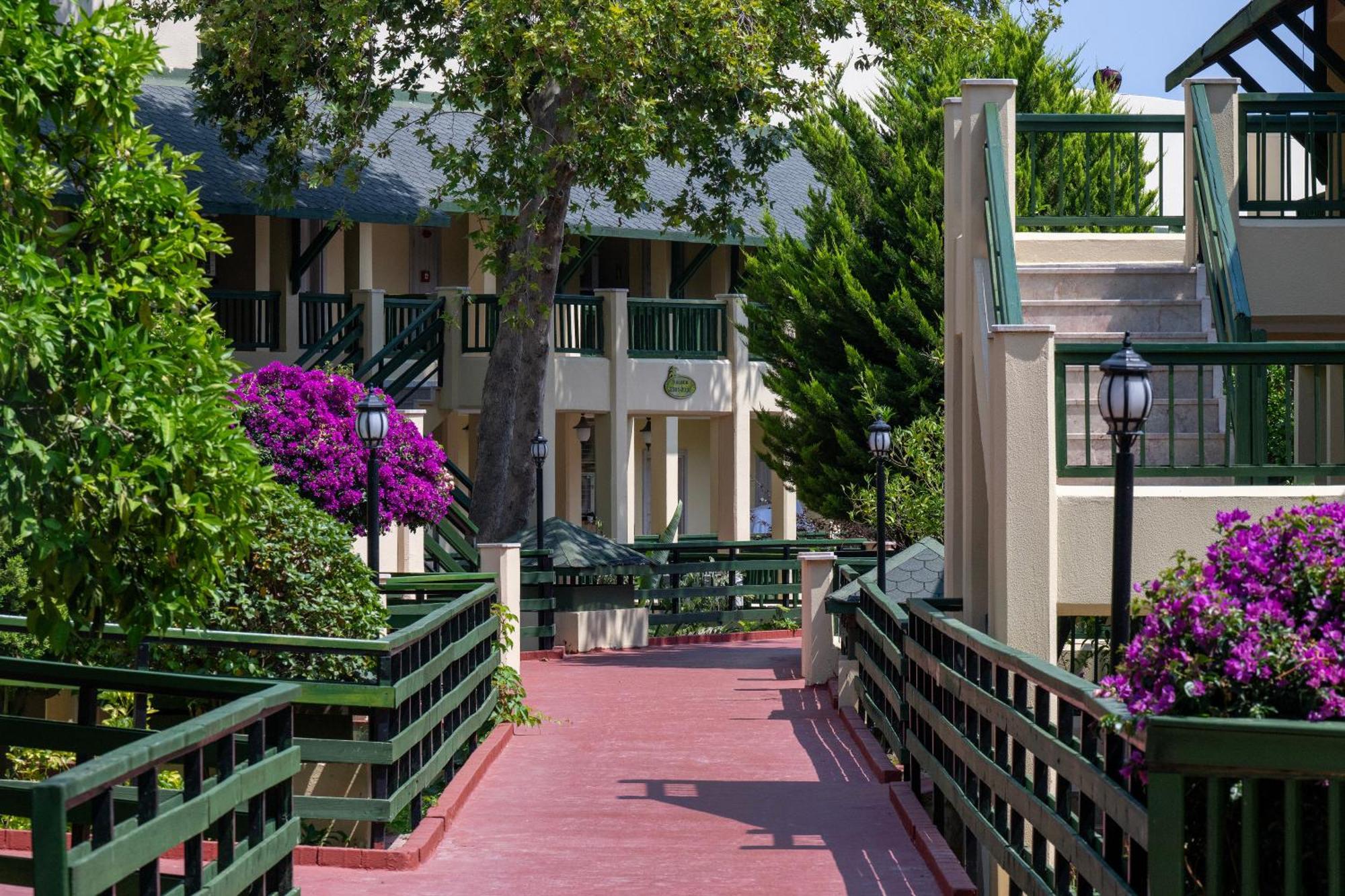 Oz Hotels Incekum Beach Alanya Exterior foto