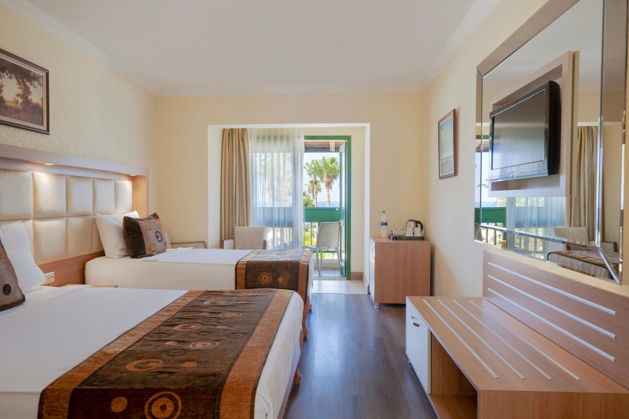 Oz Hotels Incekum Beach Alanya Exterior foto