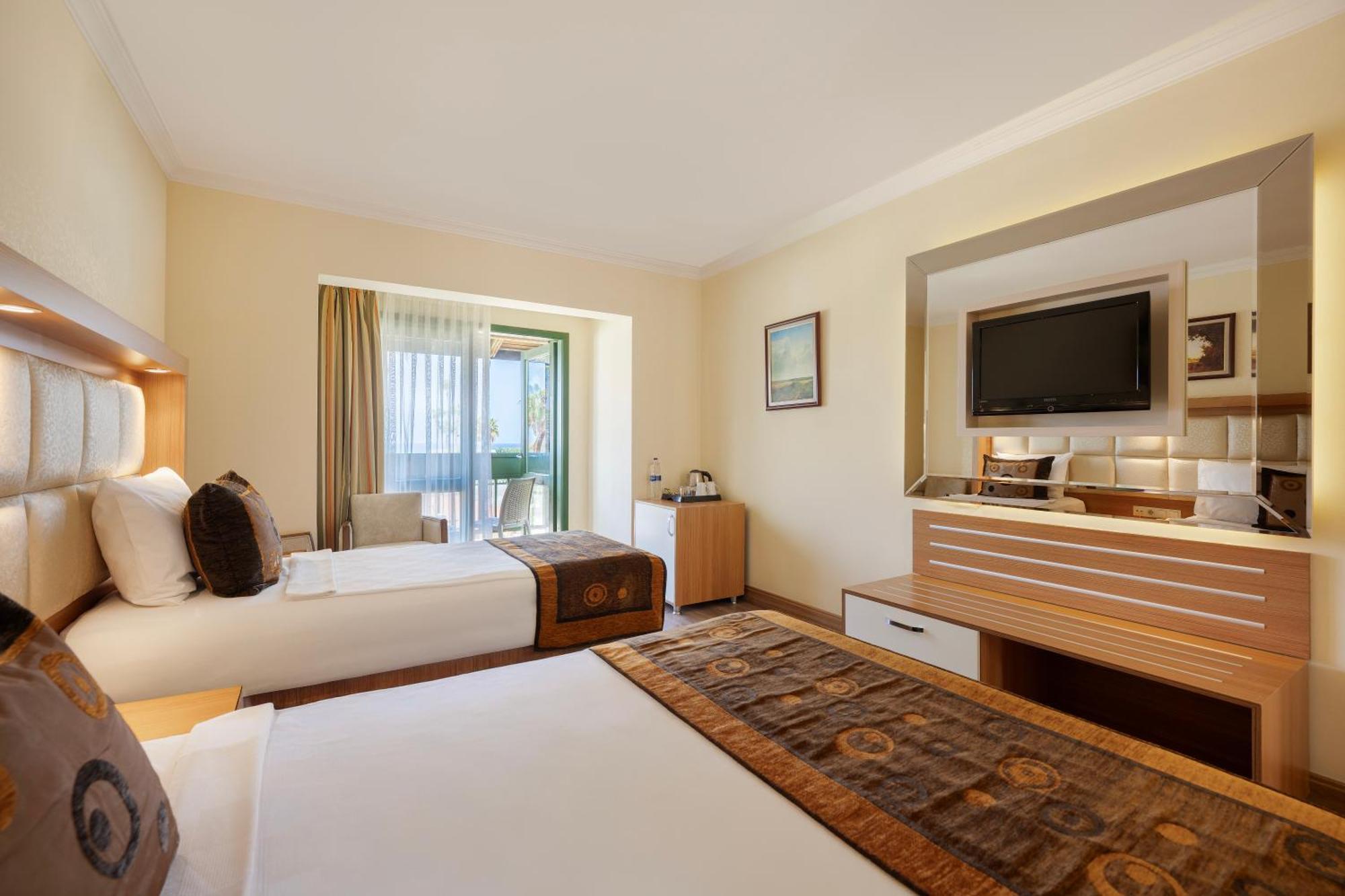 Oz Hotels Incekum Beach Alanya Exterior foto